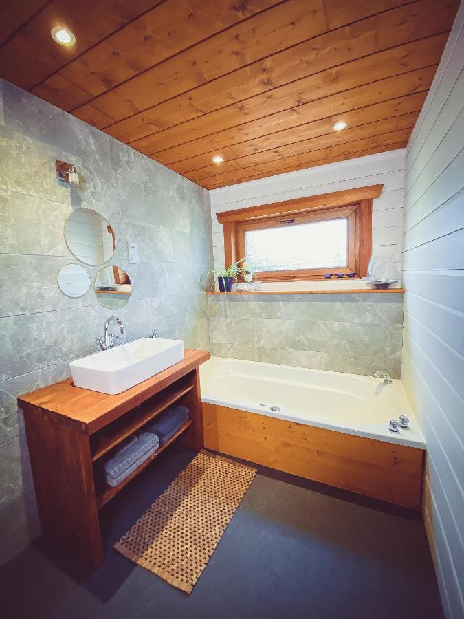 Nidwazo - Ecolodge & Maison D'Hotes Trooz Екстер'єр фото